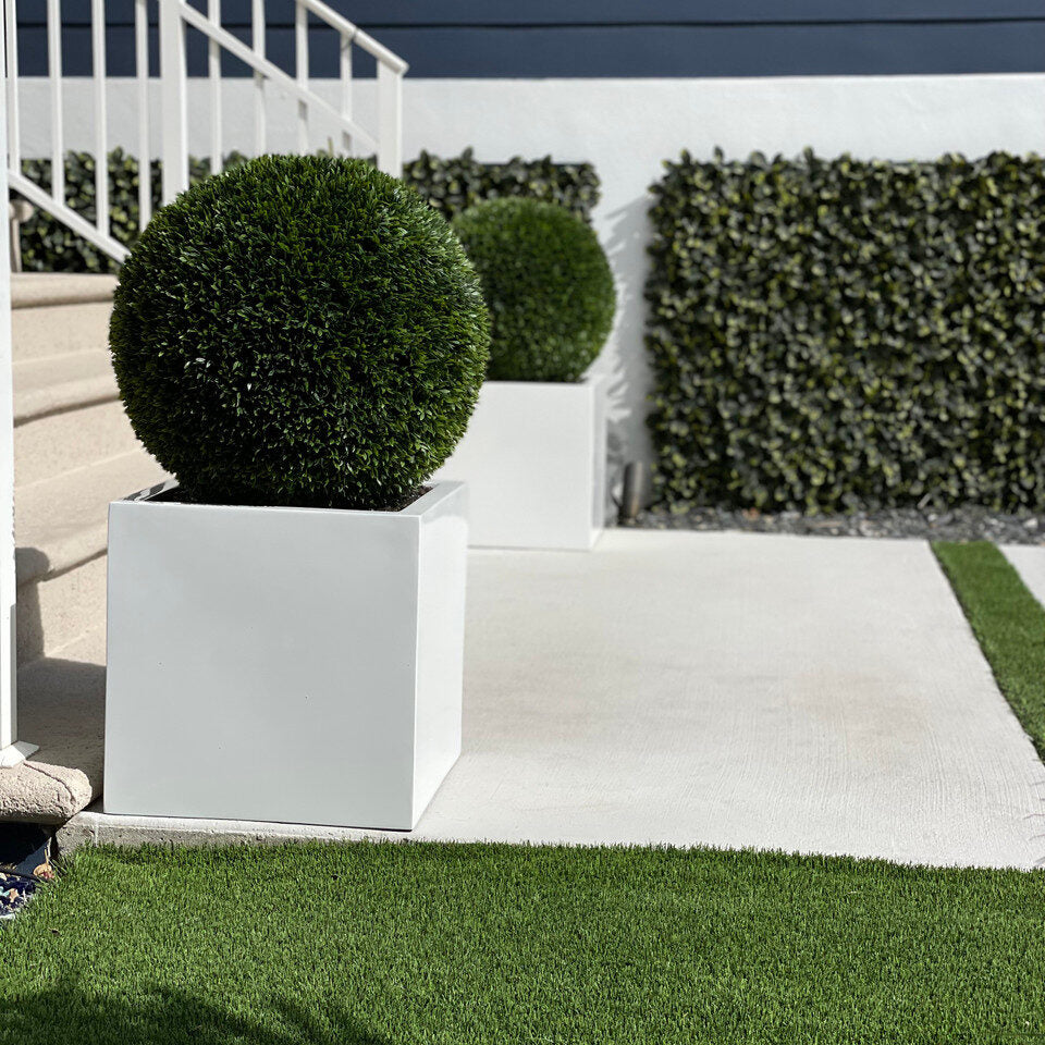 Large Block Fiberglass Planter with 20″ Topiary				
(1 in Stock)